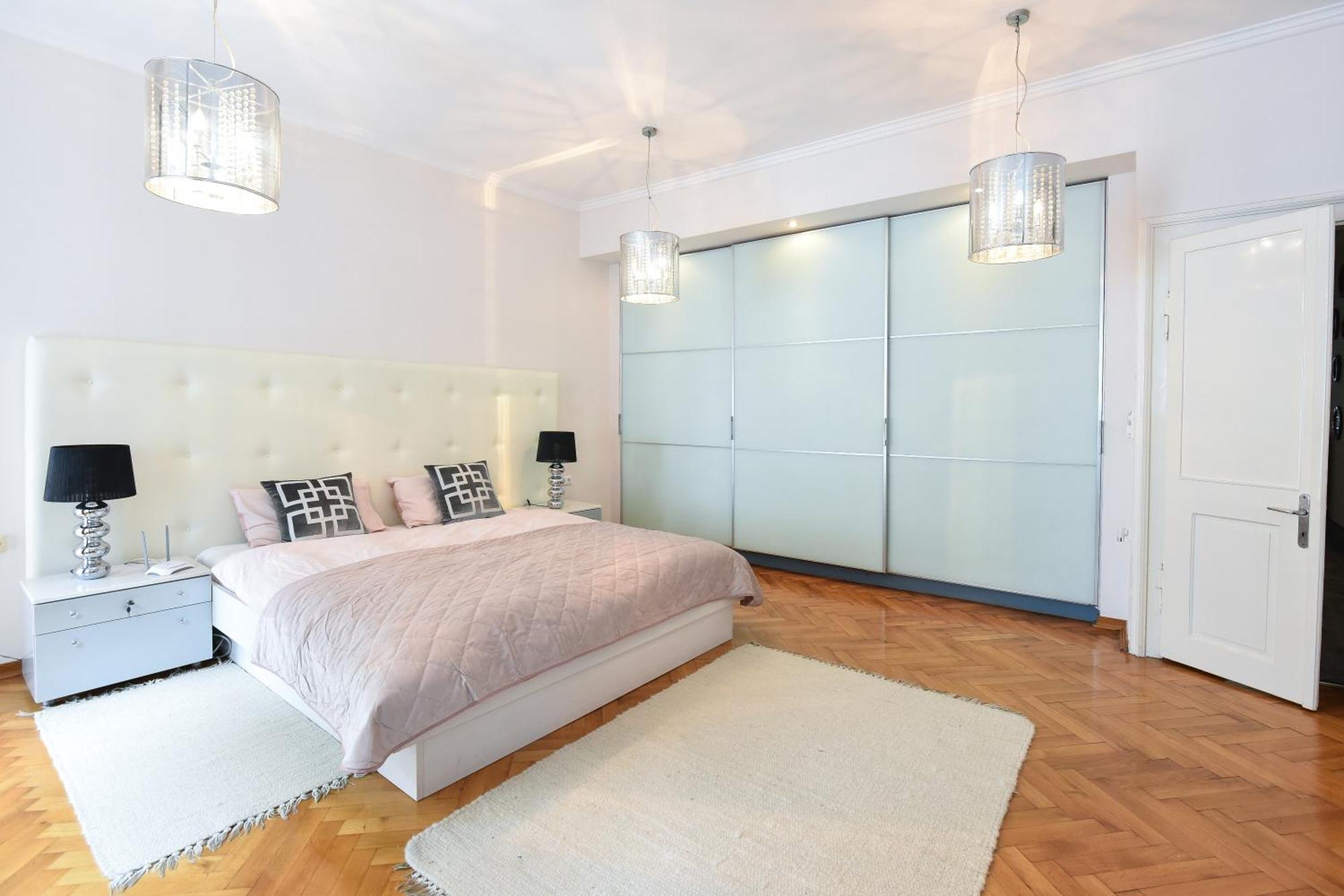 Neoclassical Luxury Apartment Ljubljana Bagian luar foto