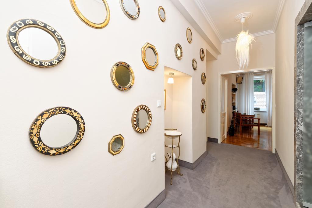 Neoclassical Luxury Apartment Ljubljana Bagian luar foto