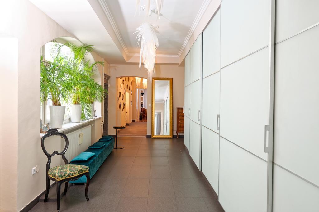 Neoclassical Luxury Apartment Ljubljana Bagian luar foto