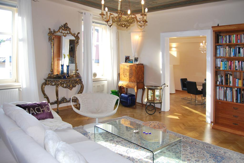 Neoclassical Luxury Apartment Ljubljana Bagian luar foto